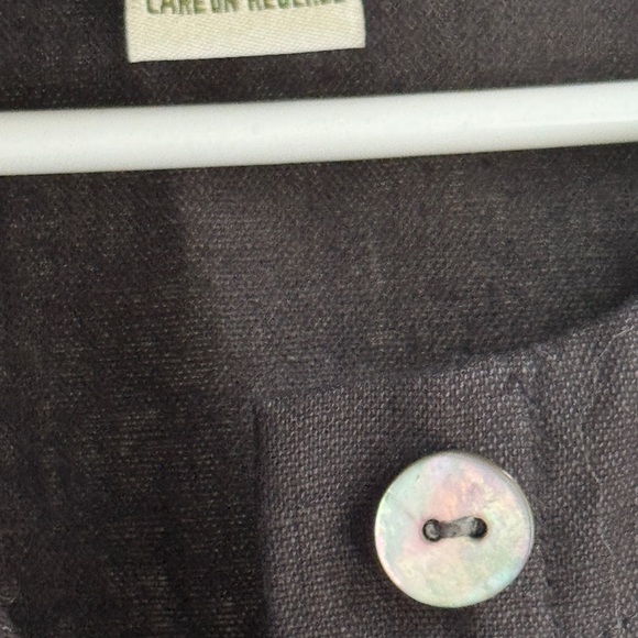 Orvis Black Linen Top - Picture 7 of 7